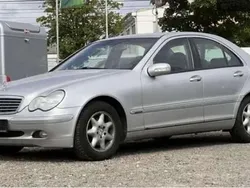 Silber Gebraucht 2004 Mercedes C180 Classic Limousine | 2.450 € (Fairer Preis)