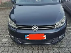Blau Gebraucht 2012 VW Touran Match Van / Kleinbus | 8.450 € (Fairer Preis)