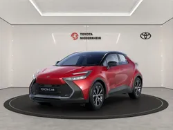 Rot Gebraucht 2025 Toyota C-HR SUV | 38.444 €