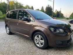 Braun Gebraucht 2012 VW Touran Van / Kleinbus | 10.000 € (Etwas zu teuer)