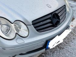 Silber Gebraucht 2005 Mercedes C200 Coupé | 2.000 €