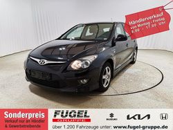 Grau Gebraucht 2011 Hyundai i30 Comfort Limousine | 2.899 € (Superpreis)