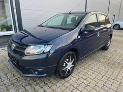 Blau Gebraucht 2014 Dacia Sandero Essentiel Limousine | 3.990 € (Fairer Preis)