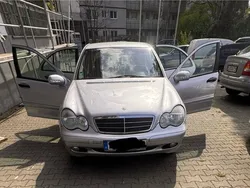 Silber Gebraucht 2002 Mercedes C180 Classic Limousine | 5.550 € (Teuer)