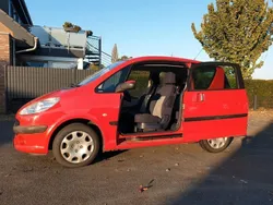 Rot Gebraucht 2006 Peugeot 1007 Kleinwagen | 2.690 € (Fairer Preis)
