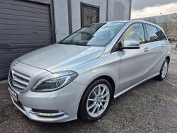 Silber Gebraucht 2013 Mercedes B250 Van / Kleinbus | 12.990 € (Superpreis)