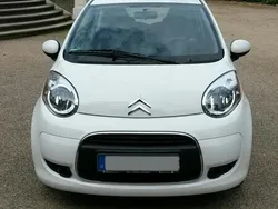 Weiß Gebraucht 2011 Citroën C1 Kleinwagen | 4.250 € (Etwas zu teuer)