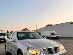 Silber Gebraucht 2002 Mercedes C180 Limousine | 2.400 € (Guter Preis)