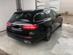 Schwarz Gebraucht 2019 Mercedes E220 Night Kombi | 18.199 € (Guter Preis)
