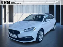 Candy weiß (weiß) Gebraucht 2024 Seat Leon Style Kombi | 24.990 € (Guter Preis)