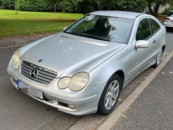 Silber Gebraucht 2002 Mercedes C180 Coupé | 1.750 € (Fairer Preis)