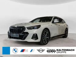 Alpinweiss Gebraucht 2024 BMW i5 M Sport Limousine | 67.890 € (Teuer)