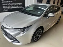 Silber Gebraucht 2021 Toyota Corolla Team Kombi | 19.890 € (Fairer Preis)