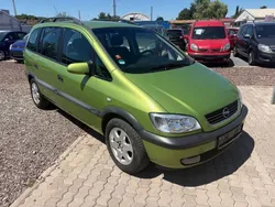 Grün Gebraucht 2000 Opel Zafira Comfort Van / Kleinbus | 2.450 € (Etwas zu teuer)