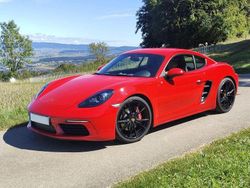 Rot Gebraucht 2018 Porsche Cayman S Sport Coupé | 64.500 € (Etwas zu teuer)