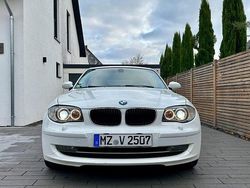 Weiß Gebraucht 2009 BMW 116 Kleinwagen | 4.700 € (Fairer Preis)