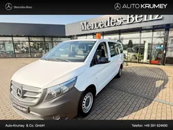 Weiß Gebraucht 2017 Mercedes Vito Van / Kleinbus | 24.800 €