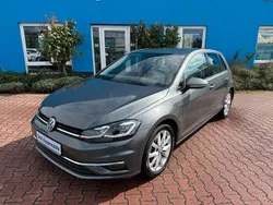 Grau Gebraucht 2018 VW Golf VII Highline Limousine | 17.480 € (Fairer Preis)
