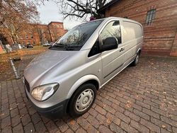 Silber Gebraucht 2008 Mercedes Vito Van / Kleinbus | 5.990 € (Fairer Preis)