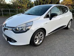 Weiss Gebraucht 2017 Renault Clio IV LIMITED Kleinwagen | 8.999 € (Fairer Preis)