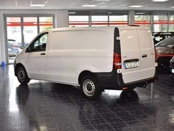 Weiß Gebraucht 2020 Mercedes Vito Van / Kleinbus | 17.370 € (Superpreis)