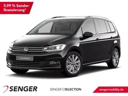Schwarz Gebraucht 2024 VW Touran Highline Van / Kleinbus | 37.990 € (Etwas zu teuer)