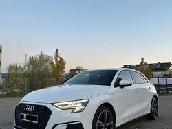 Weiß Gebraucht 2021 Audi A3 Sportback e-tron S-Line Limousine | 23.900 € (Fairer Preis)
