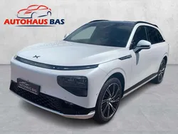 Arctic weiã Gebraucht 2025 XPENG G9 AWD Performance SUV | 63.850 € (Superpreis)