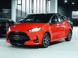 Rot Gebraucht 2021 Toyota Yaris Hybrid Edition Limousine | 16.990 € (Guter Preis)