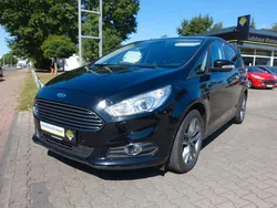 Schwarz Gebraucht 2017 Ford S-MAX Trend Van / Kleinbus | 14.980 € (Guter Preis)