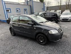 Grau Gebraucht 2009 VW Fox Basis Kleinwagen | 1.999 € (Guter Preis)