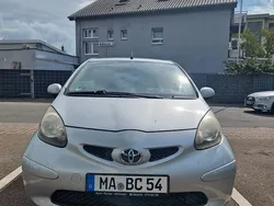 Silber Gebraucht 2006 Toyota Aygo Kleinwagen | 3.750 € (Etwas zu teuer)