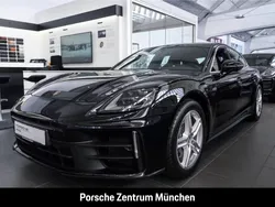 Tiefschwarzmetallic Gebraucht 2024 Porsche Panamera Limousine | 103.000 €