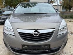 Grau Gebraucht 2010 Opel Meriva Edition Van / Kleinbus | 3.900 € (Guter Preis)