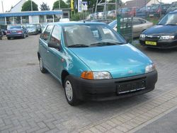 Grün metallic Gebraucht 1994 Fiat Punto S Limousine | 1.590 €