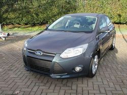 Grau Gebraucht 2012 Ford Focus Champions Edition Limousine | 8.500 € (Teuer)