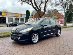 Schwarz Gebraucht 2007 Peugeot 207 Limousine | 3.499 € (Etwas zu teuer)