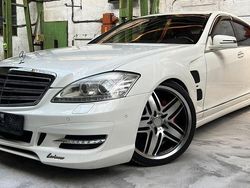 Weiß Gebraucht 2006 Mercedes S500 Limousine | 22.990 €