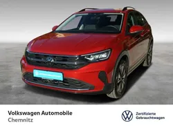 Rot Gebraucht 2024 VW Taigo Move SUV | 19.730 € (Fairer Preis)