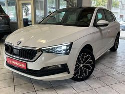 Weiß Gebraucht 2020 Skoda Scala Style Kleinwagen | 16.990 € (Fairer Preis)
