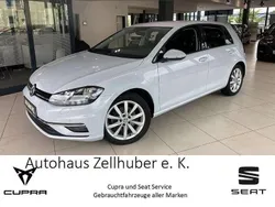 Oryxweiß Gebraucht 2017 VW Golf VII Sound Limousine | 17.690 € (Fairer Preis)