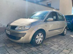 Grau Gebraucht 2006 Renault Scénic II Authentique Van / Kleinbus | 2.900 € (Etwas zu teuer)