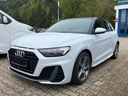 Gletscherweiß metallic Gebraucht 2019 Audi A1 Sportback S-Line Kleinwagen | 20.490 € (Superpreis)
