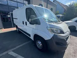 Weiß Gebraucht 2017 Citroën Jumper Profi Van / Kleinbus | 12.888 € (Fairer Preis)