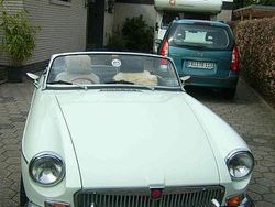 Weiß Gebraucht 1972 MG B Cabrio | 9.500 €