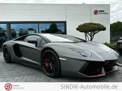 Grau Gebraucht 2018 Lamborghini Aventador Coupé | 429.700 €
