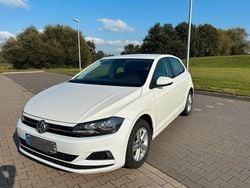 Weiß Gebraucht 2018 VW Polo Comfortline Kleinwagen | 11.800 € (Guter Preis)