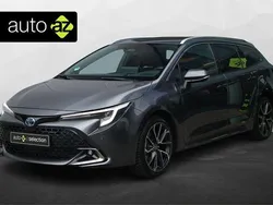 Grau Gebraucht 2024 Toyota Corolla Executive Kombi | 32.200 € (Teuer)