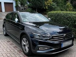 Schwarz Gebraucht 2021 VW Passat Alltrack Kombi | 29.200 € (Fairer Preis)