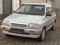 Silber Gebraucht 1998 Kia Pride Kleinwagen | 2.500 €